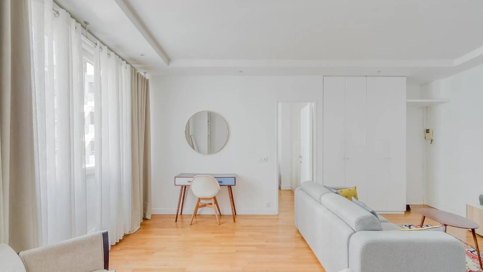 Champs Elysees 1Br Prime Location Renovated Paříž 0*,